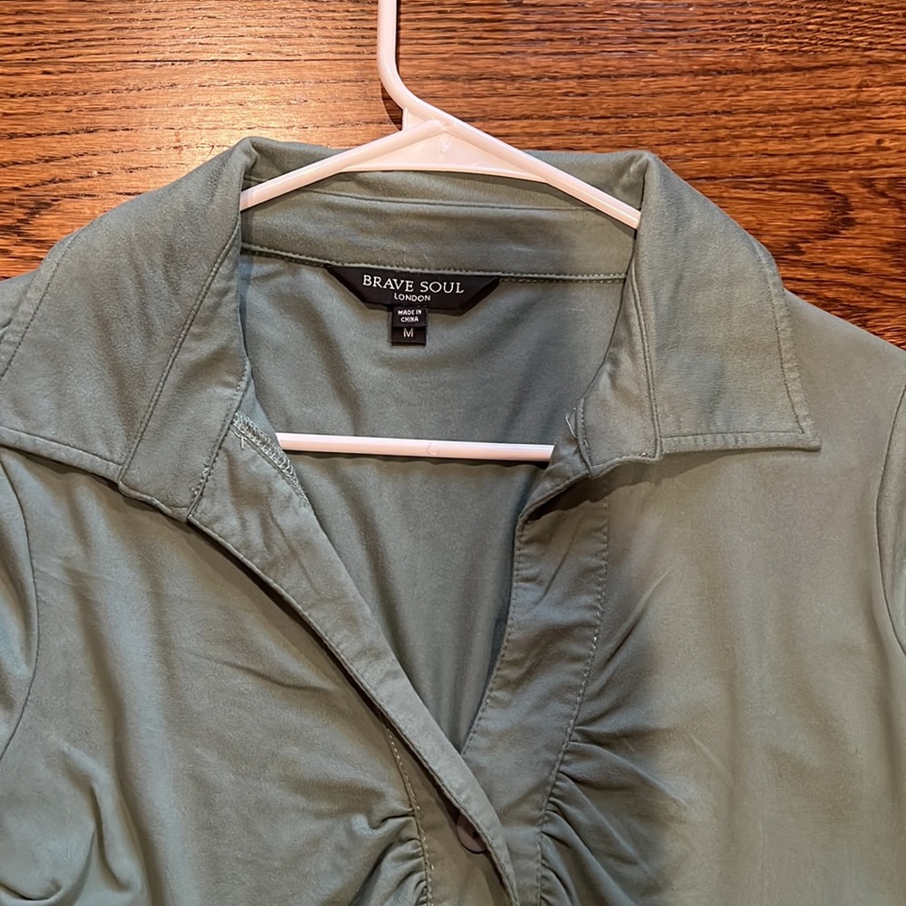 Button Down Top - Picture 4 of 4